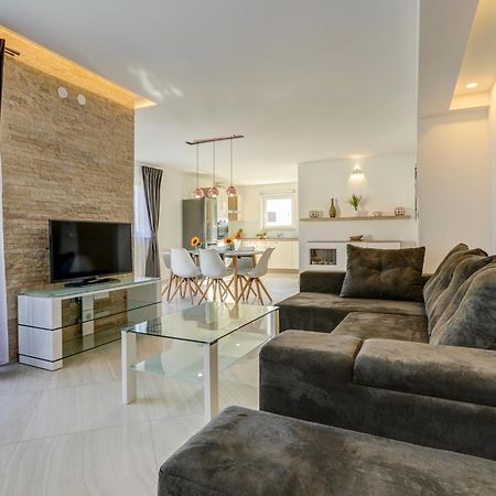 Apartments Lapis Premantura Extérieur photo